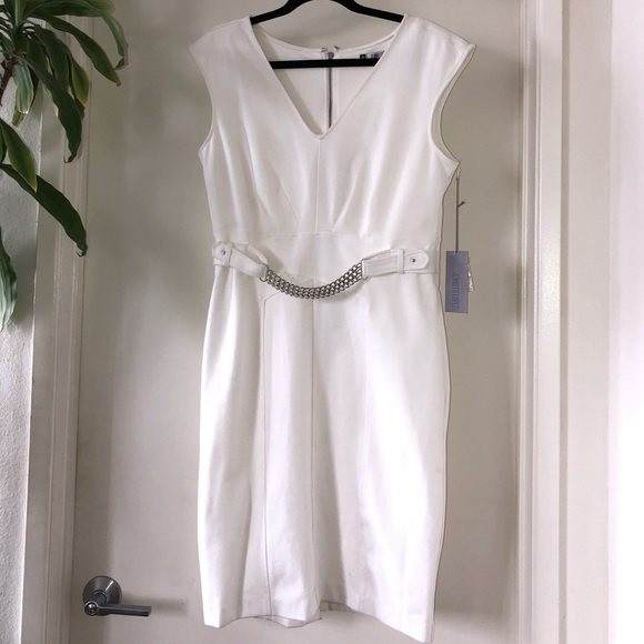 Jennifer Lopez Dresses & Skirts - NWT Jennifer Lopez white career dress